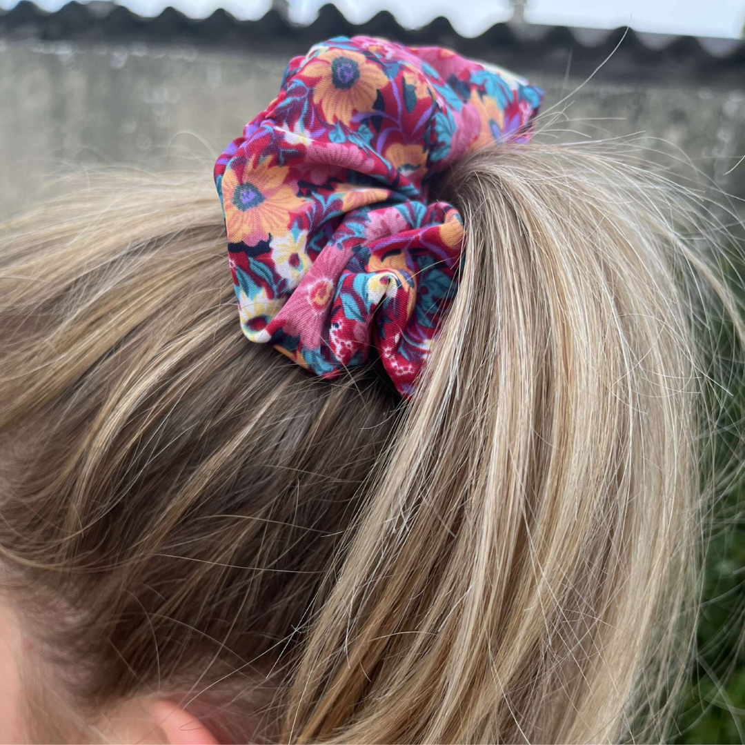 Chouchous/Scrunchies élastiques pour cheveux à fleurs